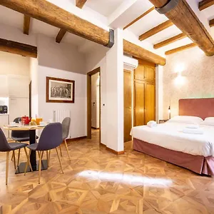https://falegnami-suites.emilia-romagnahotels.net
